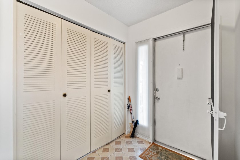 Step into this welcoming 2-bed, 2-bath condo in a gated 55+ - photo 12