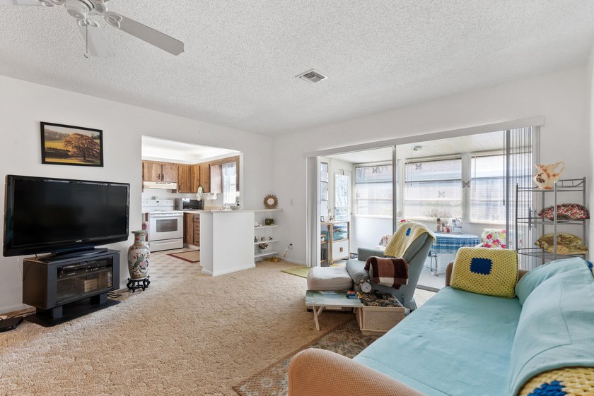 Step into this welcoming 2-bed, 2-bath condo in a gated 55+ - photo 22