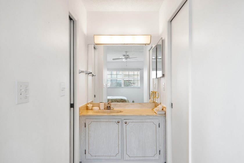 Step into this welcoming 2-bed, 2-bath condo in a gated 55+ - photo 29