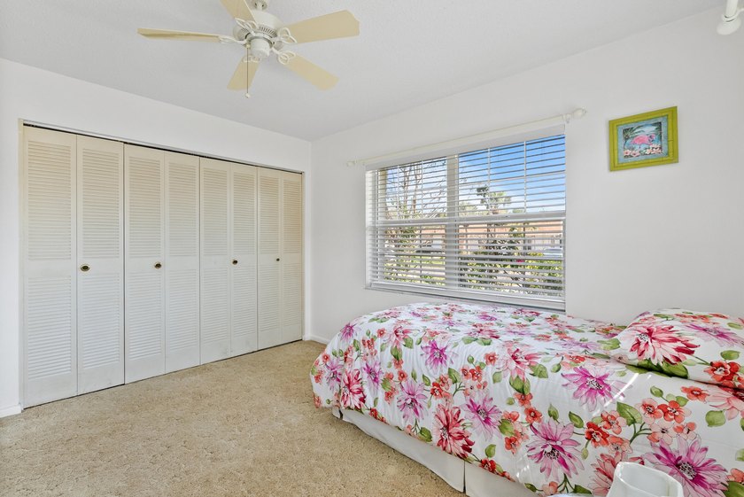 Step into this welcoming 2-bed, 2-bath condo in a gated 55+ - photo 33
