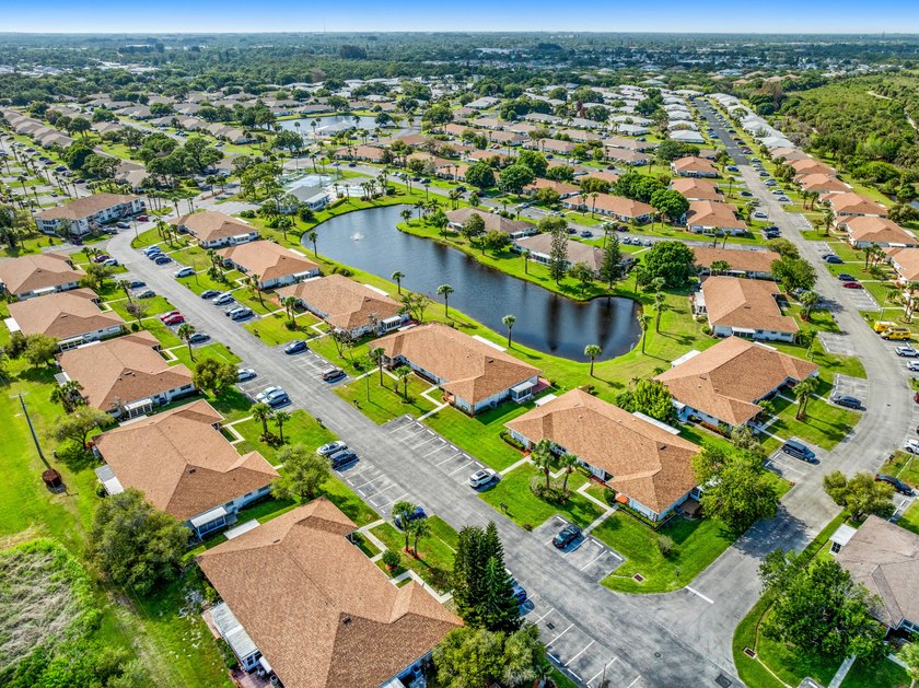 Step into this welcoming 2-bed, 2-bath condo in a gated 55+ - photo 40
