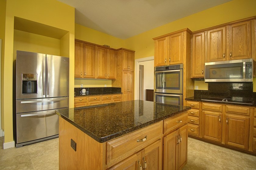 Beautiful Home In Wonderful Riverhill Subdivision. Located On A - photo 16