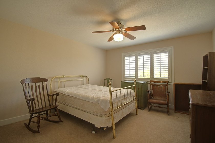 Beautiful Home In Wonderful Riverhill Subdivision. Located On A - photo 41