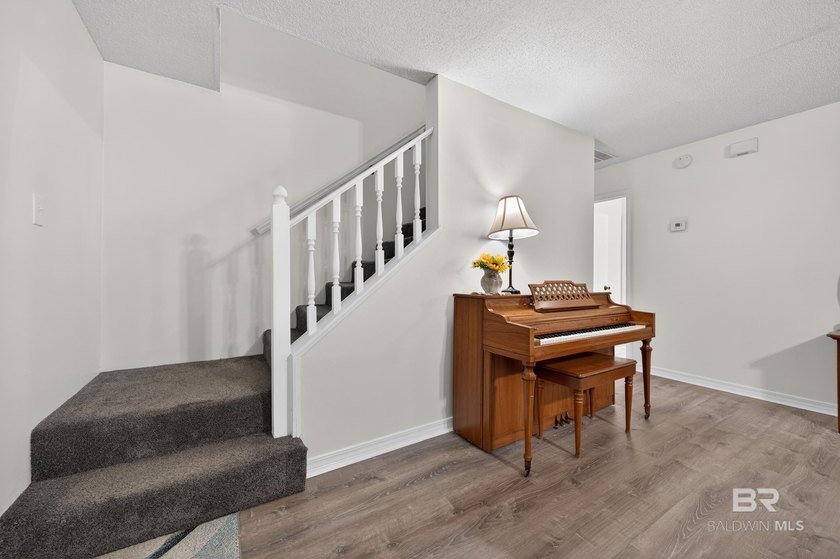 Coastal Living Meets Comfort &amp; Convenience in Gulf - photo 22