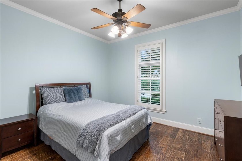 Incredible incentive!**Seller offers 2:1 rate buydown-2% lower - photo 21