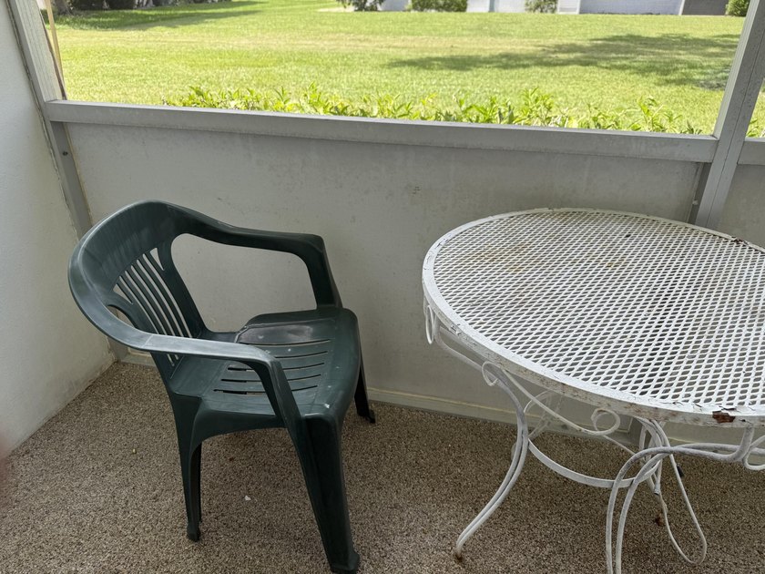 Welcome to this charming one-bedroom, one-and-a-half-bath - photo 12