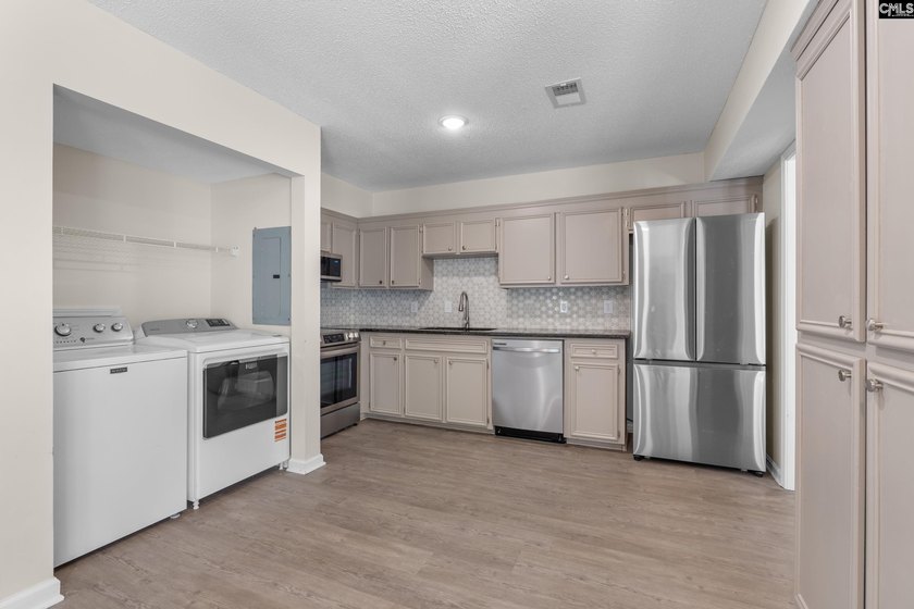 This beautifully updated 3 bedroom, 2 bathroom home, where - photo 5
