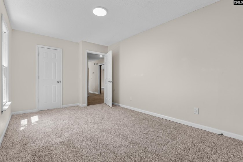 This beautifully updated 3 bedroom, 2 bathroom home, where - photo 10