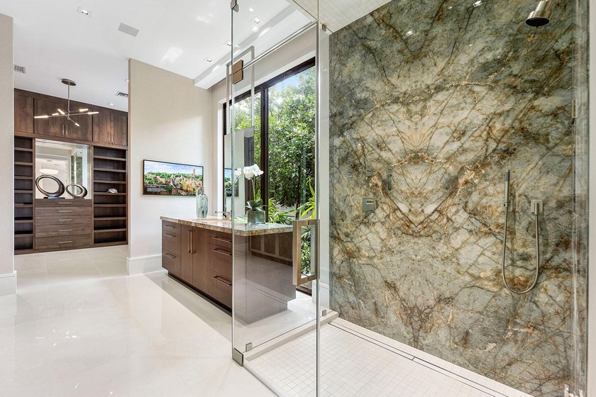 Located in the prestigious Royal Palm Yacht &amp; Country Club, this - photo 43