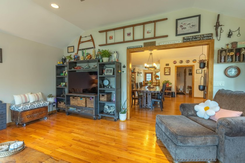 Welcome to this well-built home that offers privacy and a - photo 23