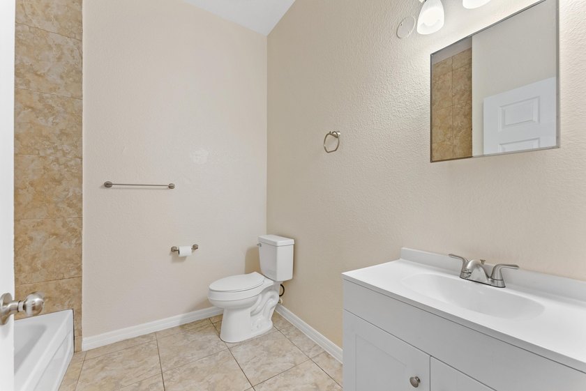 Single family home with 4 beds &amp; 2 baths.. Recently underwent a - photo 13