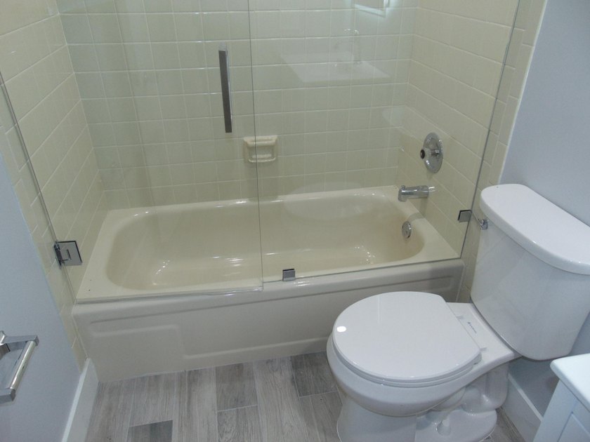 BEAUTIFUL ! MOVE RIGHT IN. GREAT UPDATED FIRST FLOOR CONDO IN - photo 20