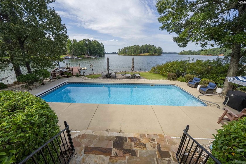 One of Lake Murray's most extraordinary waterfront retreats - photo 5