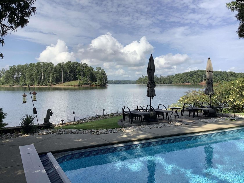 One of Lake Murray's most extraordinary waterfront retreats - photo 7