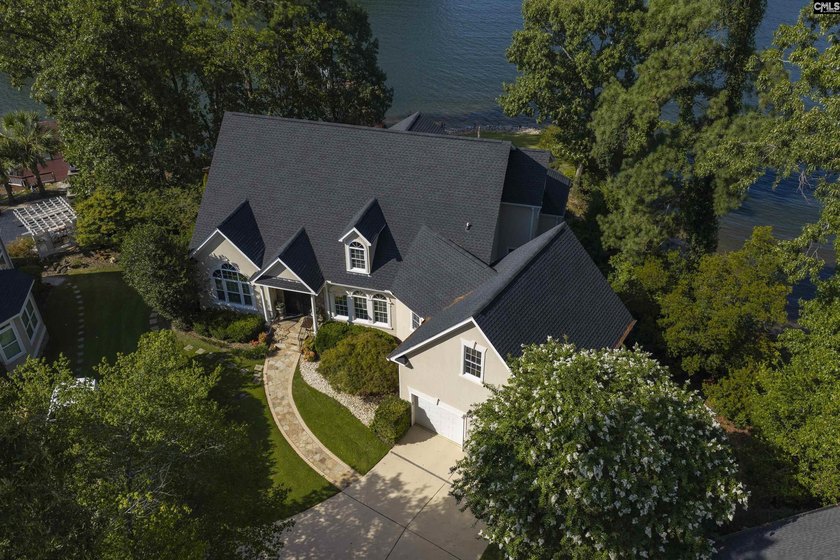 One of Lake Murray's most extraordinary waterfront retreats - photo 9