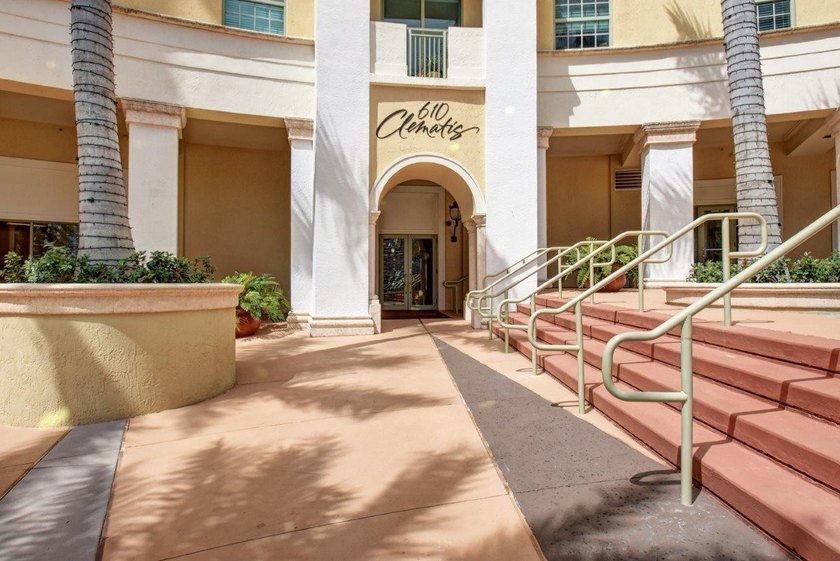 Welcome to your vibrant new lifestyle in the heart of Downtown - photo 3