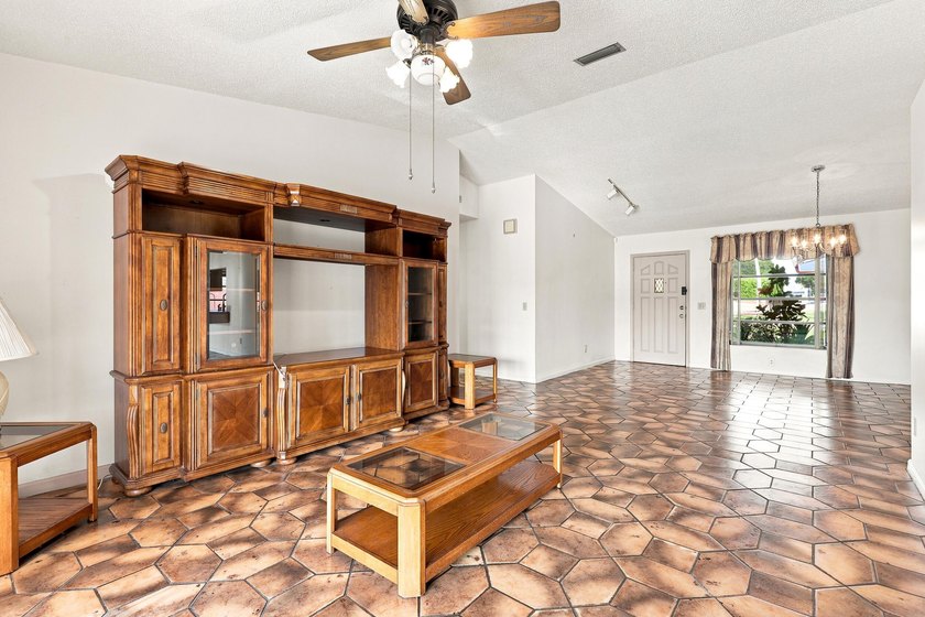 Spacious 4-bedroom, 2-bathroom pool home offering incredible - photo 17