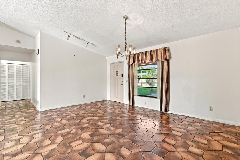 Spacious 4-bedroom, 2-bathroom pool home offering incredible - photo 20