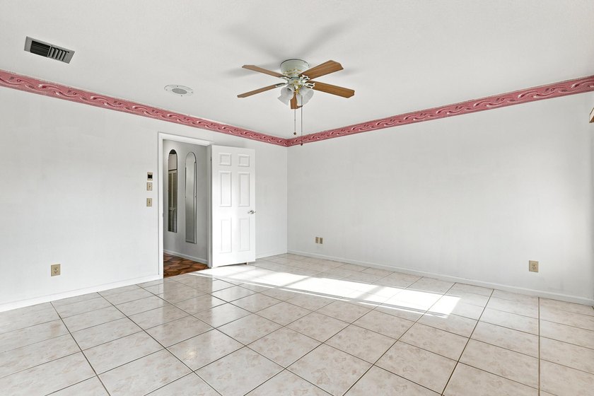 Spacious 4-bedroom, 2-bathroom pool home offering incredible - photo 32