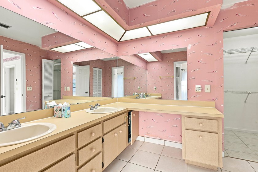 Spacious 4-bedroom, 2-bathroom pool home offering incredible - photo 34