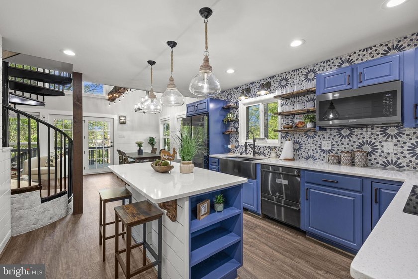 Welcome to your dream cottage in the fabulous gated community of - photo 12