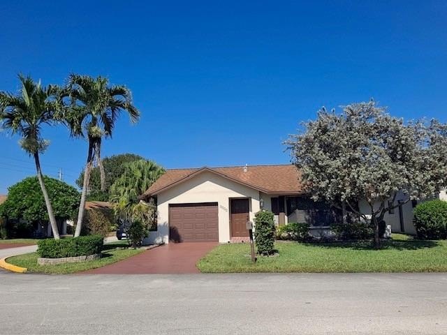 GREAT BUY! MEADOWS OF CRYSTAL LAKE - AN ACTIVE 55+ ADULT - photo 2