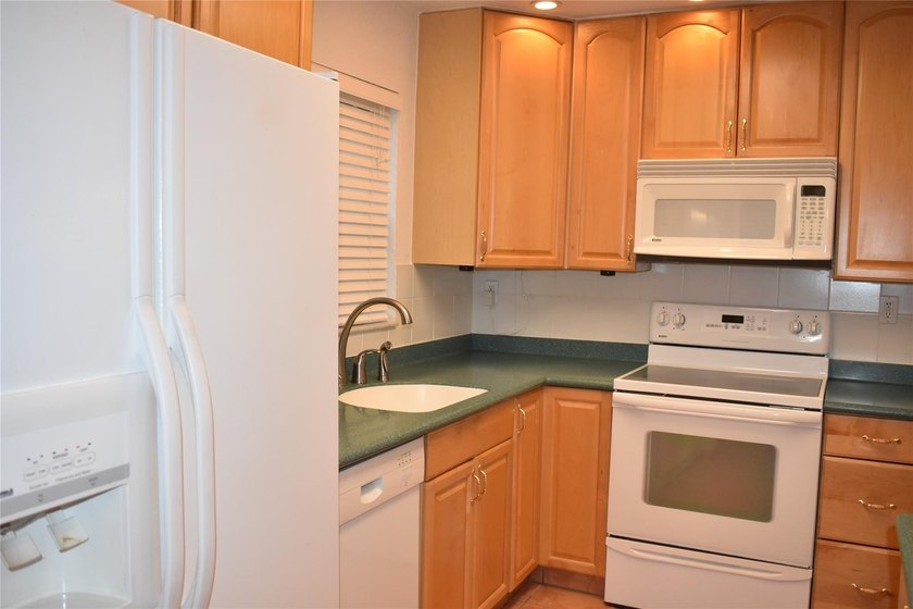 GREAT BUY! MEADOWS OF CRYSTAL LAKE - AN ACTIVE 55+ ADULT - photo 10
