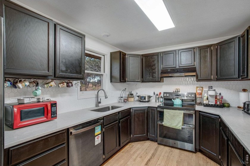 Same house, new PRICE!!! Welcome to your serene mountain retreat - photo 26