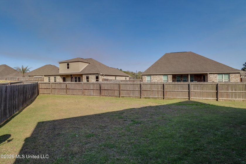 Spacious Family Home or Investment Opportunity in D'Iberville - photo 27