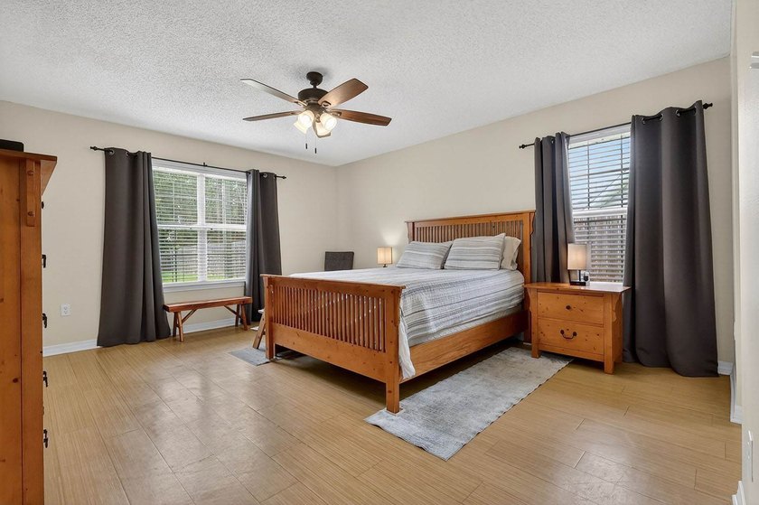 Ocean Springs home on a quiet cul-de-sac, framed with beautiful - photo 12
