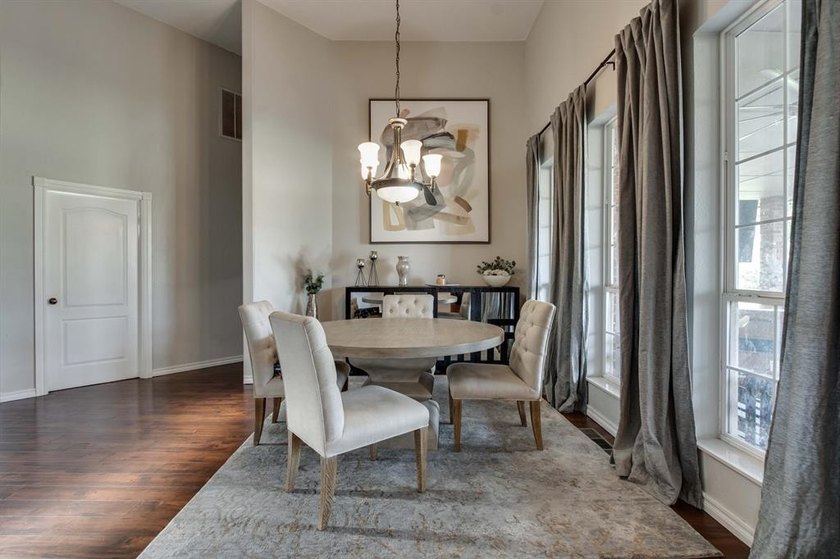 Set on nearly an acre (MOL) in Northwood Lake Estates, this - photo 7