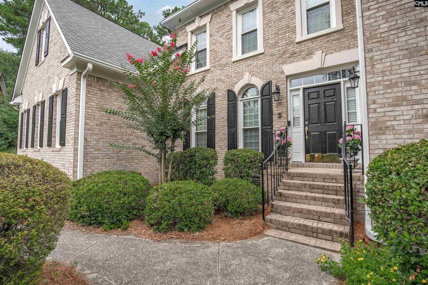 Welcome to 6 Sunset View Court, where timeless elegance meets - photo 2