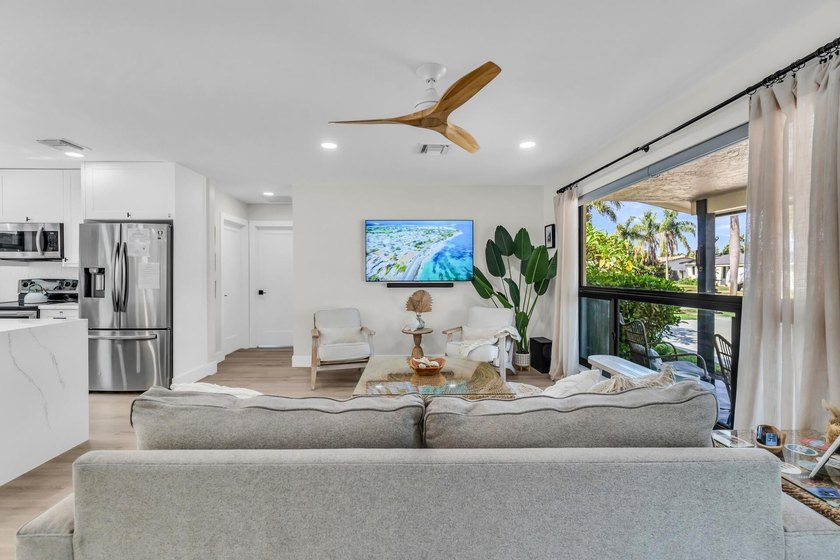 Own your South Florida beach retreat while generating income - photo 12