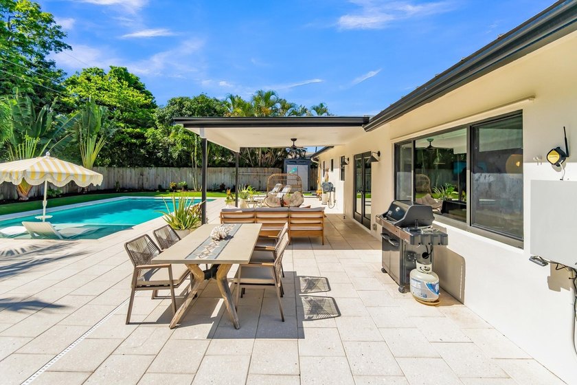 Own your South Florida beach retreat while generating income - photo 37