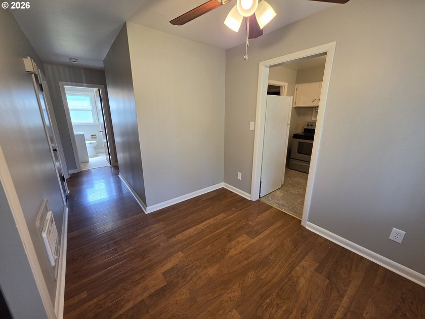 Charming 2-bedroom, 1-bath bungalow offering 894 square feet of - photo 8