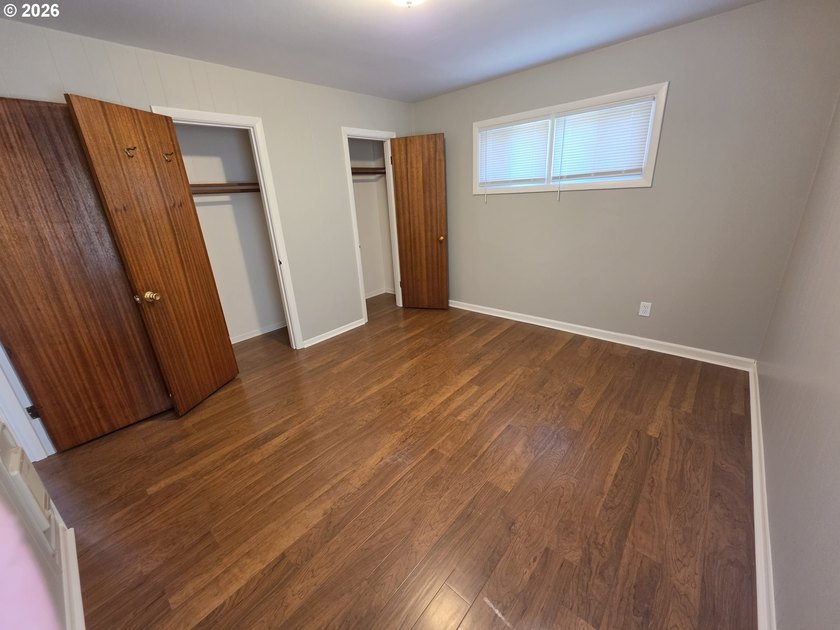 Charming 2-bedroom, 1-bath bungalow offering 894 square feet of - photo 10