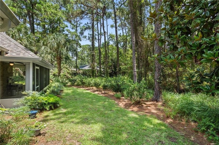 Perched on a quiet street on Dauphin Island's peaceful, highly - photo 43