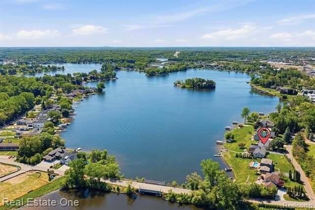 Beautifully updated Woodland Lake home where you can enjoy - photo 5