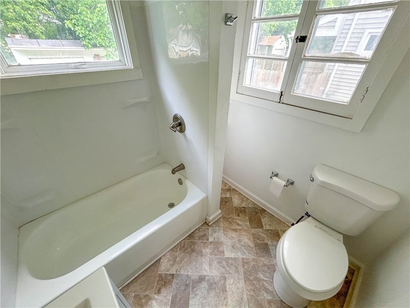 Huge Duplex in the Homestead Heights neighborhood of the City of - photo 17