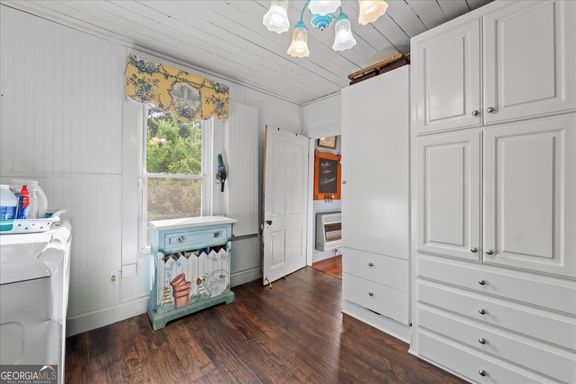 Historic homes often claim character. Very few can actually - photo 28