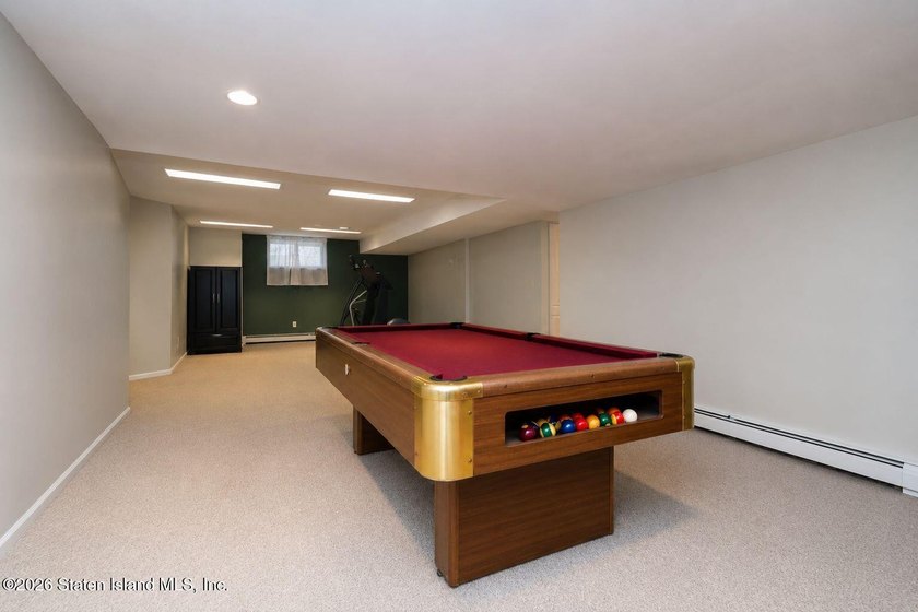 WELCOME TO THIS EXCEPTIONAL CUSTOM-BUILT 2 FAMILY COLONIAL - photo 38