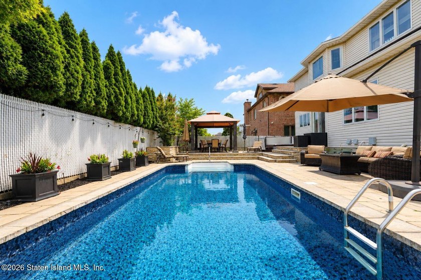 WELCOME TO THIS EXCEPTIONAL CUSTOM-BUILT 2 FAMILY COLONIAL - photo 49