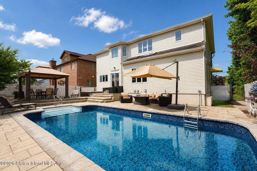 WELCOME TO THIS EXCEPTIONAL CUSTOM-BUILT 2 FAMILY COLONIAL - photo 50