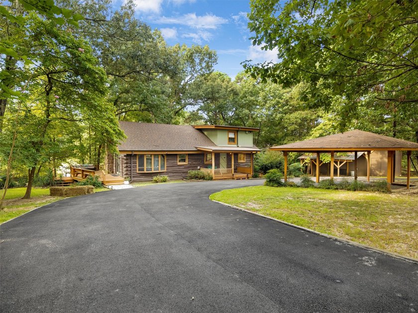 This is a dream getaway and is now being offered as turn key - photo 22