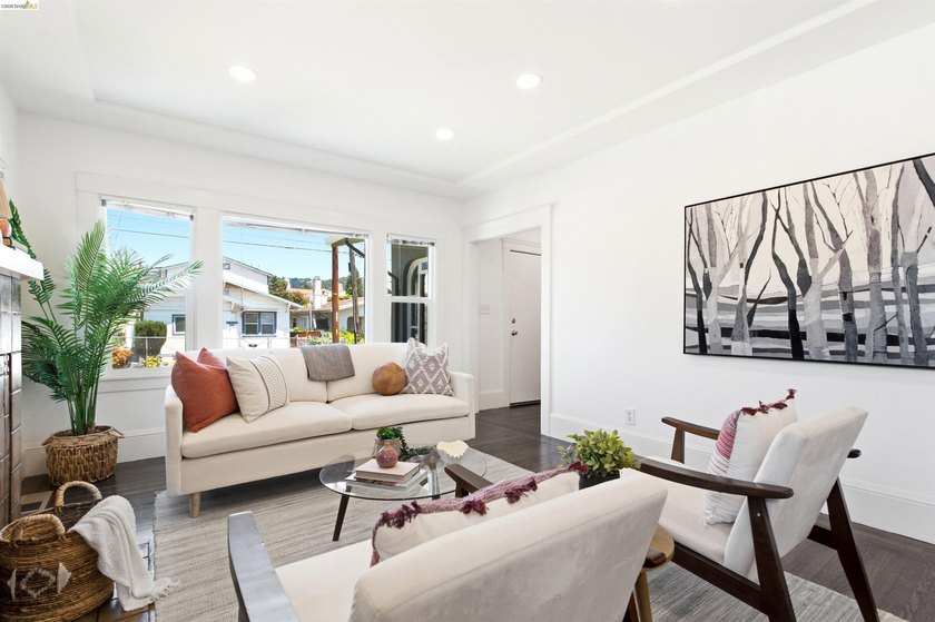 One lot, two renovated detached homes in Oakland's vibrant - photo 9
