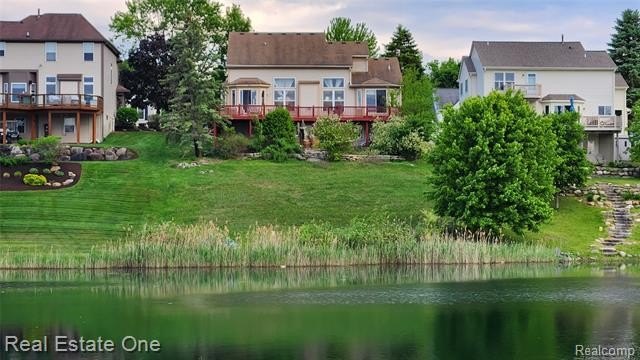 Welcome to this beautiful lakefront home in the highly - photo 2