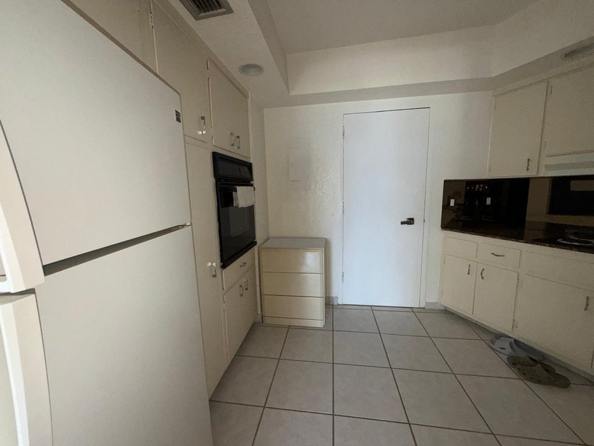large and spacious studio with beautiful direct ocean and pool - photo 26