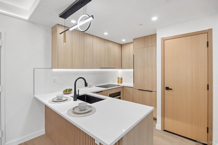Introducing Vista Noble Tower. A total of 42 upscale residences - photo 35