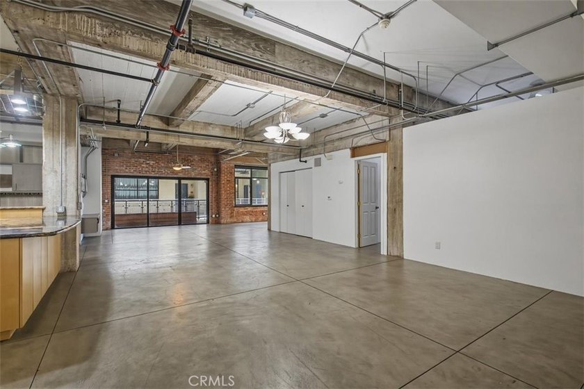 Own a piece of Long Beach history at the iconic Temple Lofts, a - photo 11