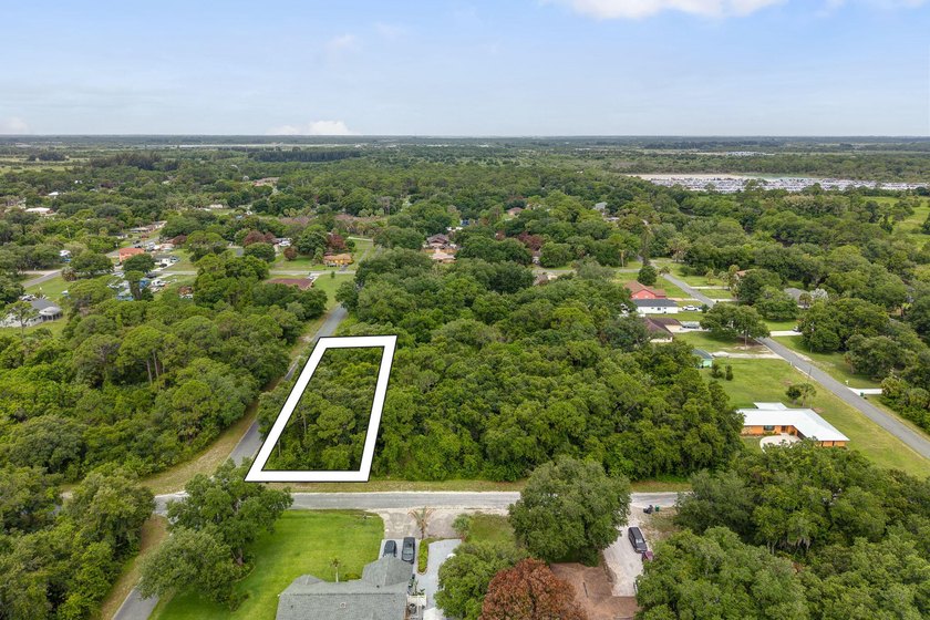 Excellent vacant lot on in Fort Pierce, offering a great - photo 5
